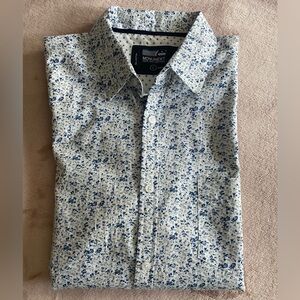 Monument Men's White and Blue Floral Button Down Shirt